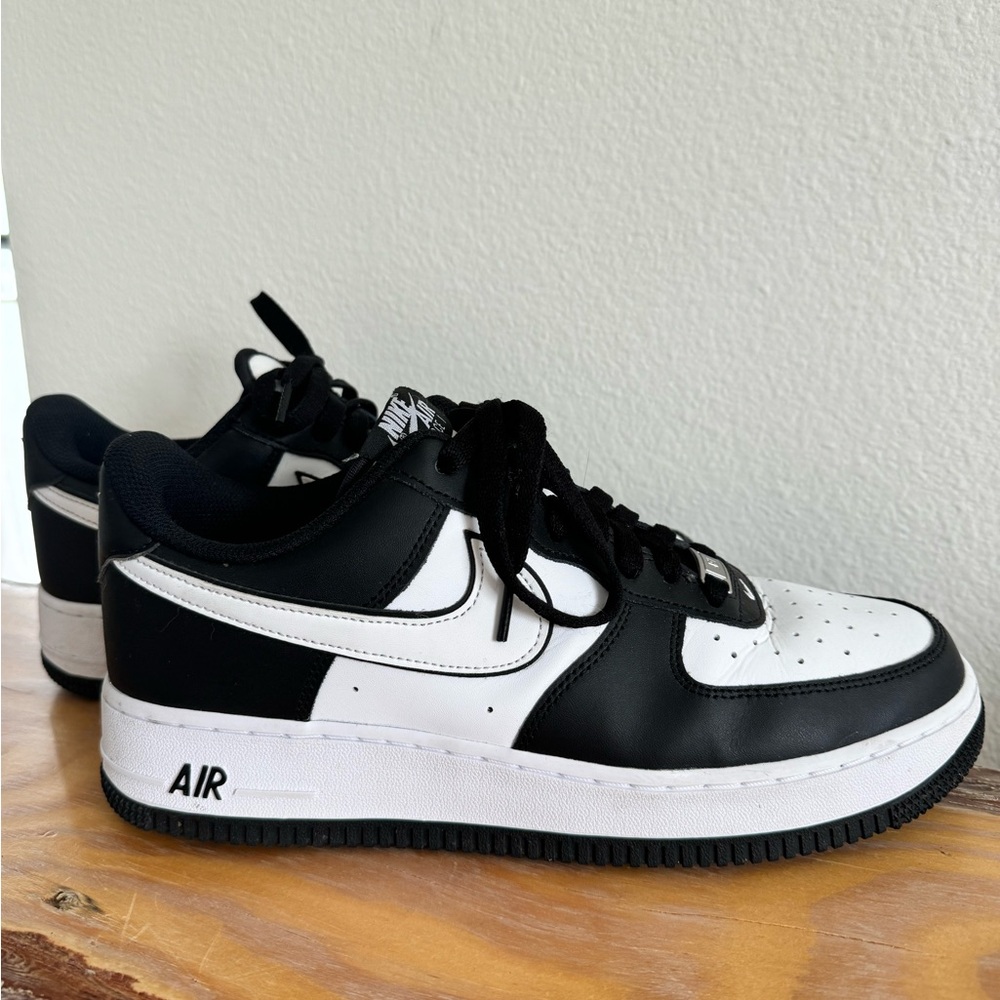 Nike Air Force 1 ‘Panda’
